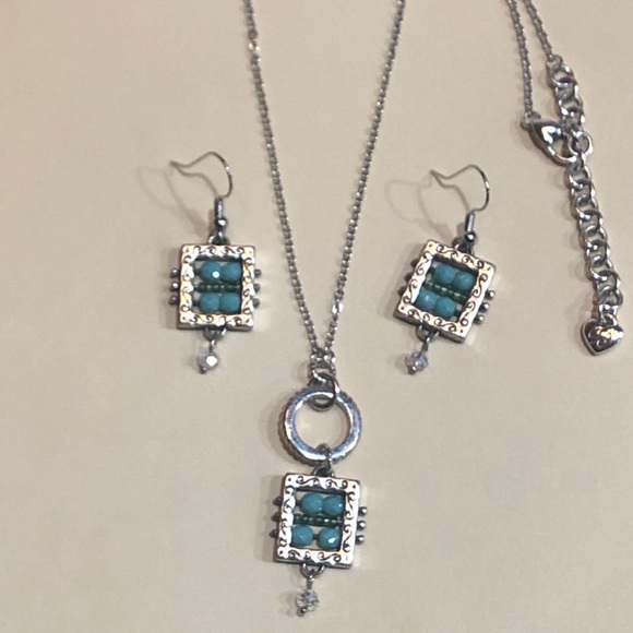 Brighton set of necklace & earrings Blue & crystal FINAL REDUCED PRICE - Picture 4 of 16